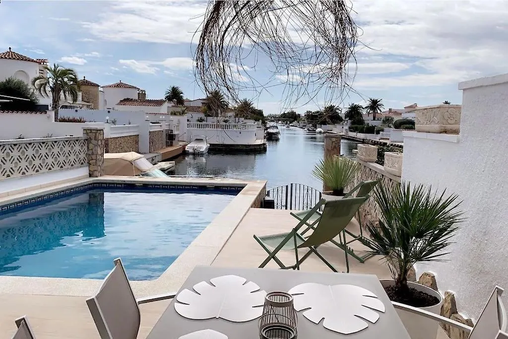 Casa Serenity Au Canal Avec Piscine Et Amarre Empuriabrava 0*,