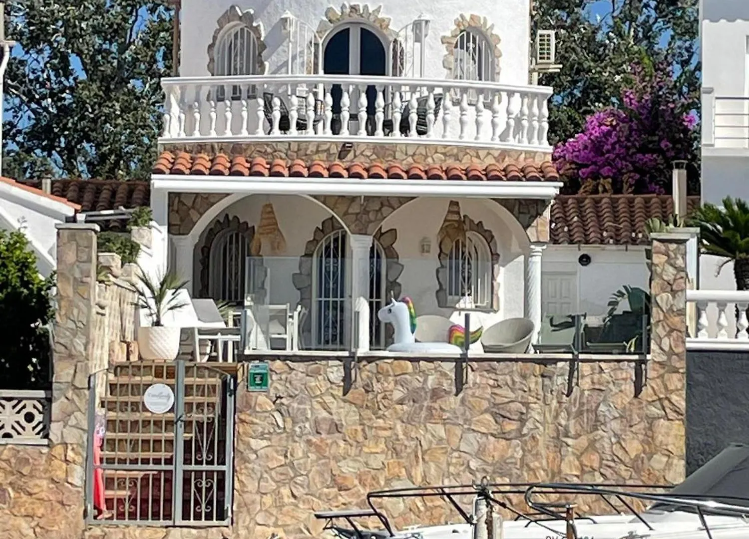Casa Serenity Au Canal Avec Piscine Et Amarre Empuriabrava Spain